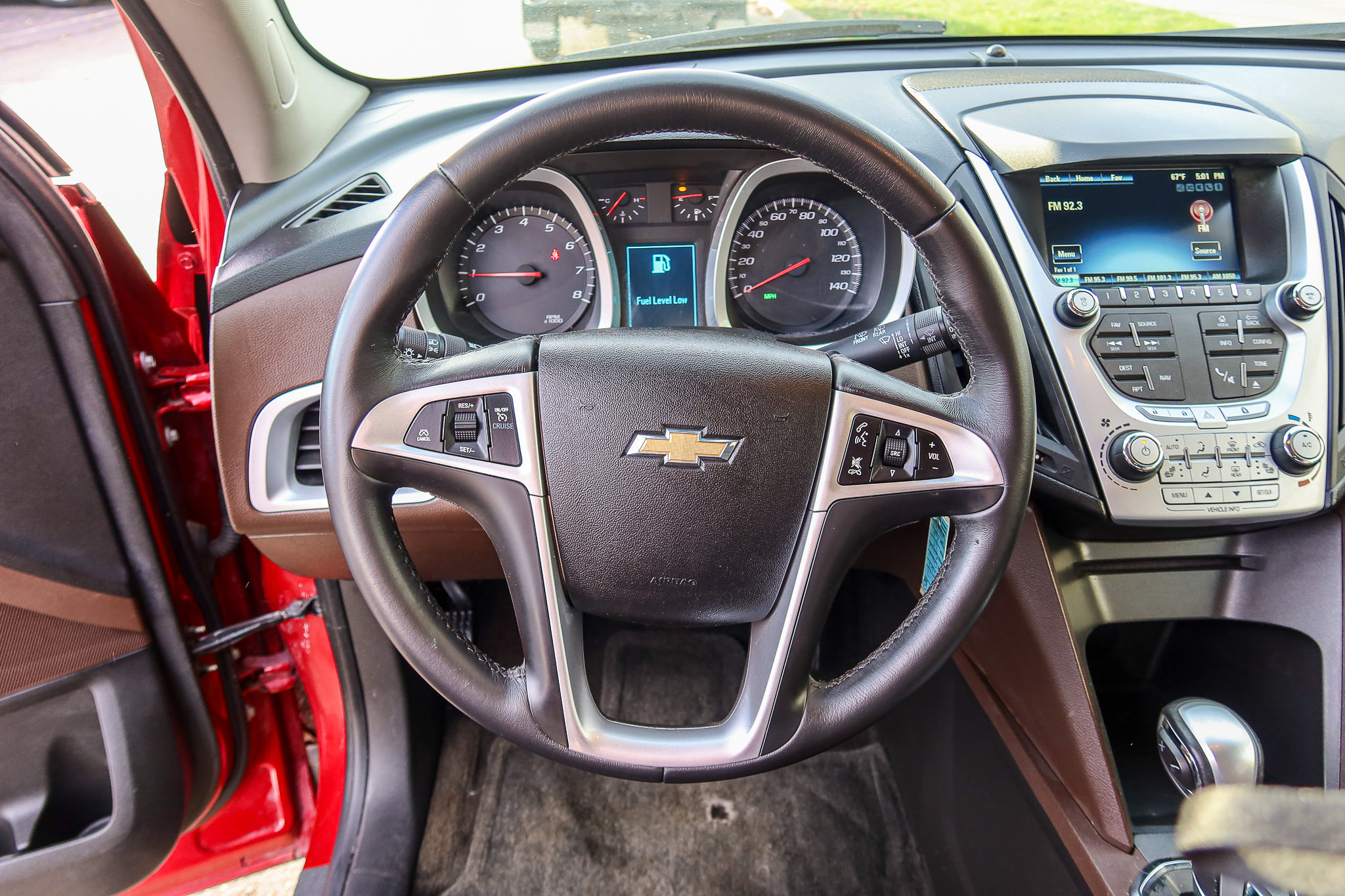 Used 2015 Chevrolet Equinox LT w/ Chrome Appearance Package AWD/4WD image 15