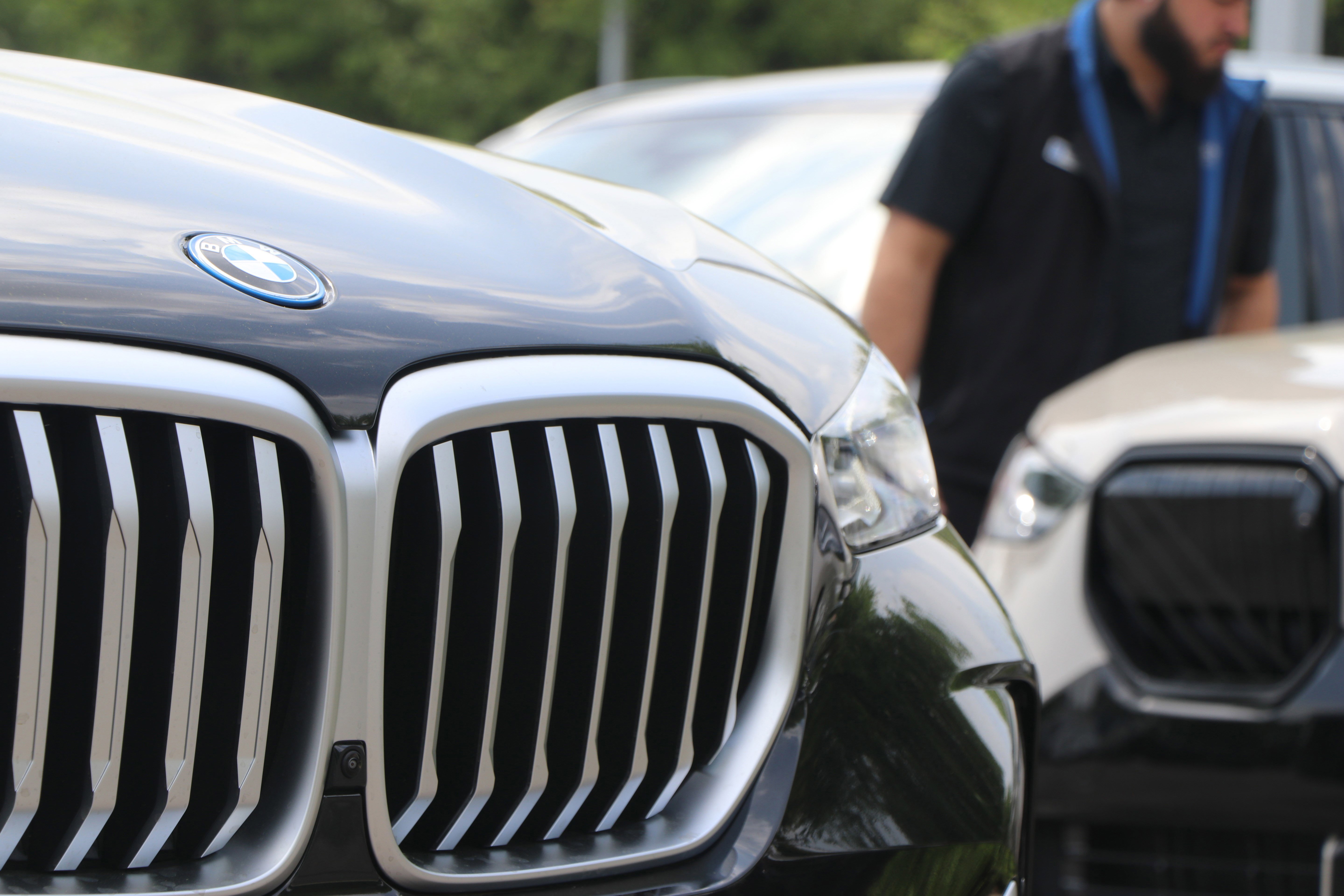 Certified 2025 BMW X5 xDrive50e w/ Parking Assistance Package image 6