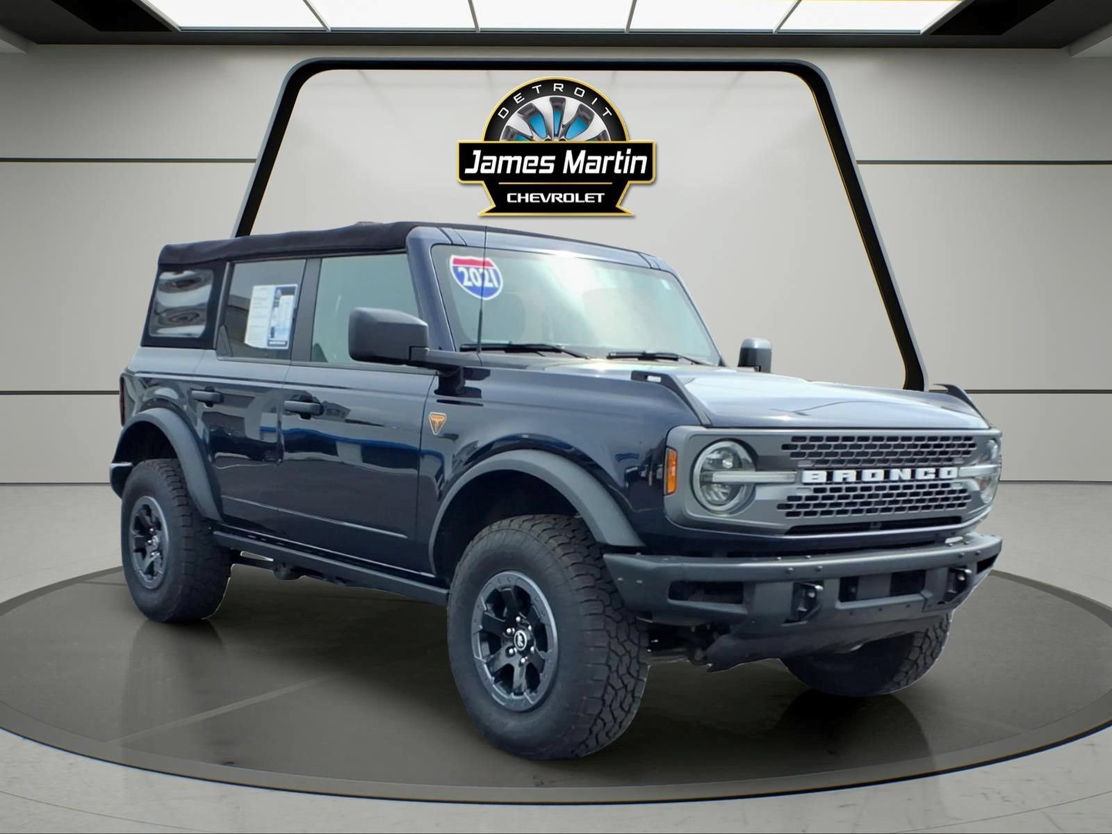 Used 2021 Ford Bronco Badlands AWD/4WD image 3
