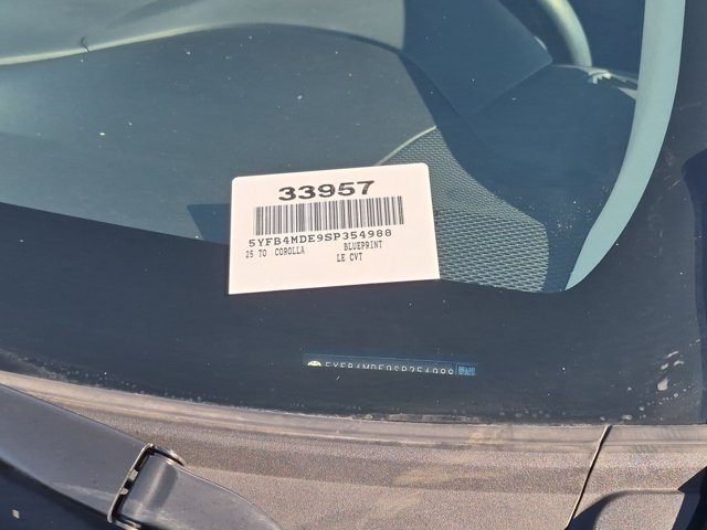 Used 2025 Toyota Corolla LE FWD image 18