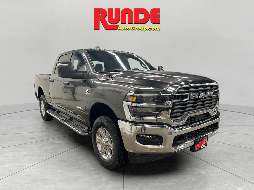 Used 2025 RAM 2500 Big Horn AWD/4WD image 7