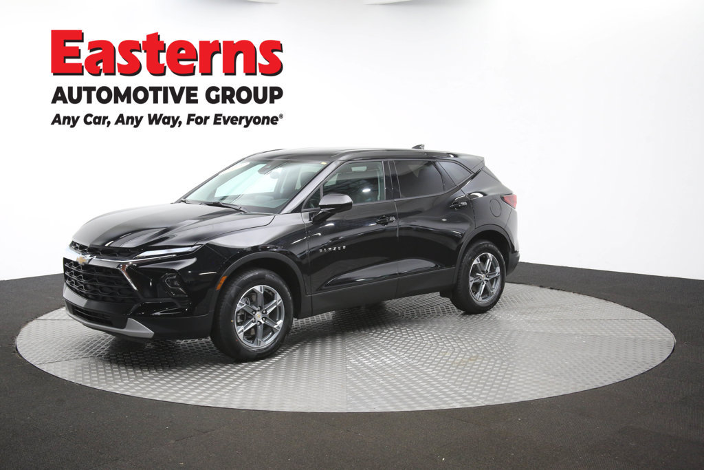 Used 2025 Chevrolet Blazer LT FWD image 58