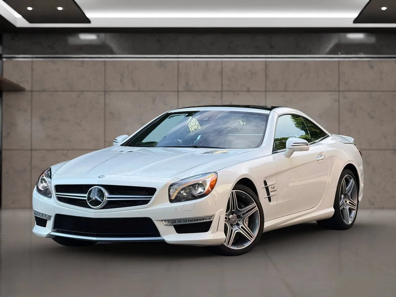 Used 2013 Mercedes-Benz SL 63 AMG image 4