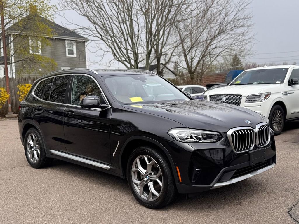 Used 2023 BMW X3 xDrive30i w/ Premium Package image 8