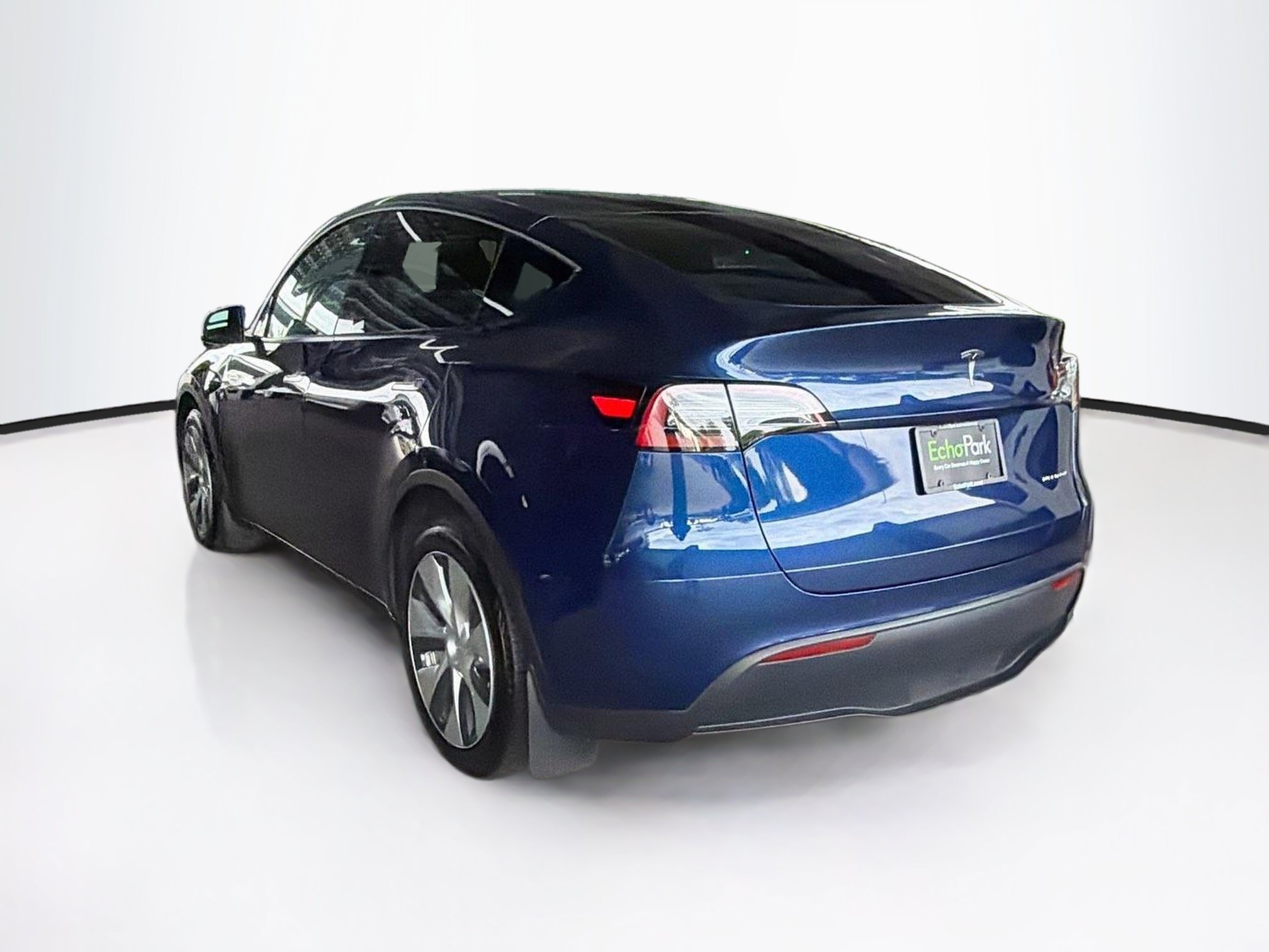 Used 2023 Tesla Model Y Long Range AWD/4WD image 5