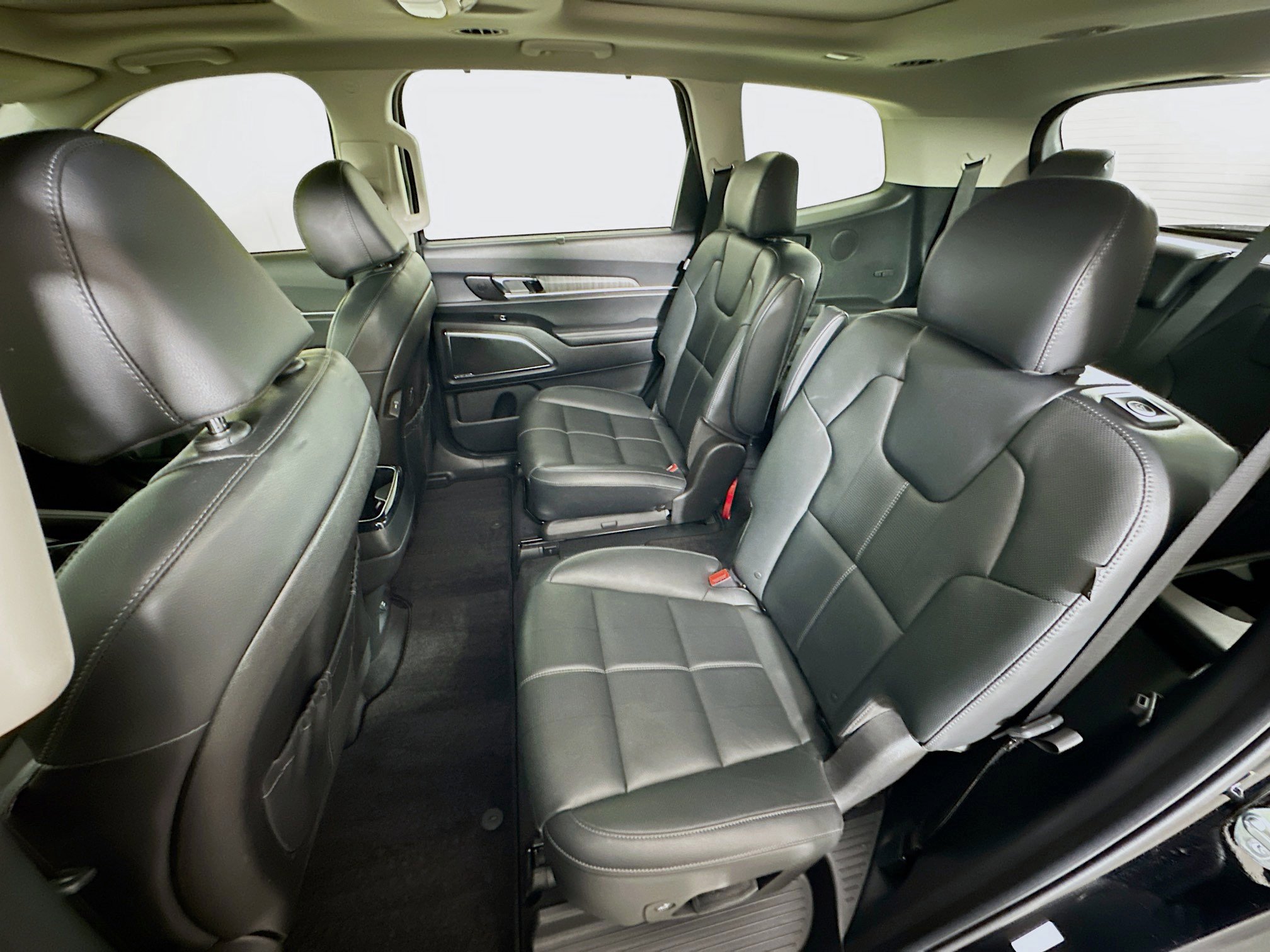 Used 2024 Kia Telluride SX image 29