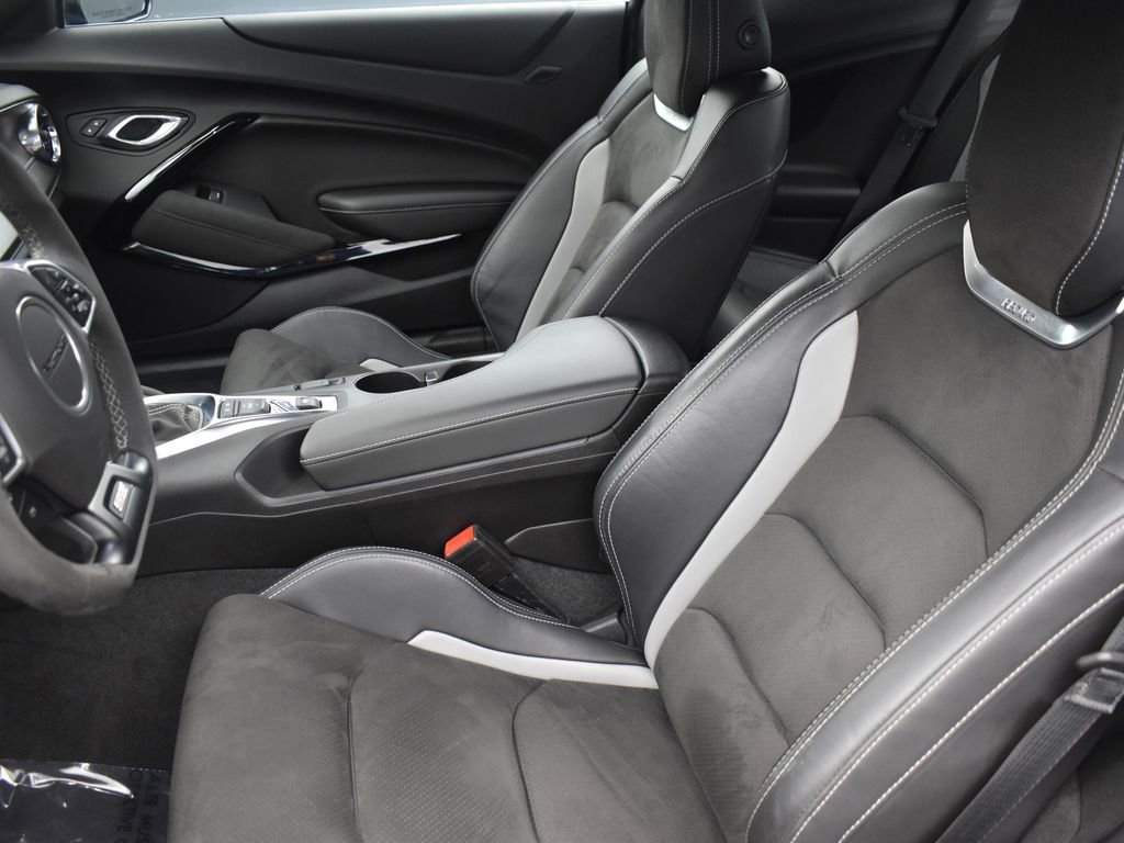 Used 2021 Chevrolet Camaro SS image 13