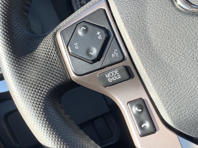 Used 2023 Toyota Tacoma SR5 w/ Technology Package AWD/4WD image 24