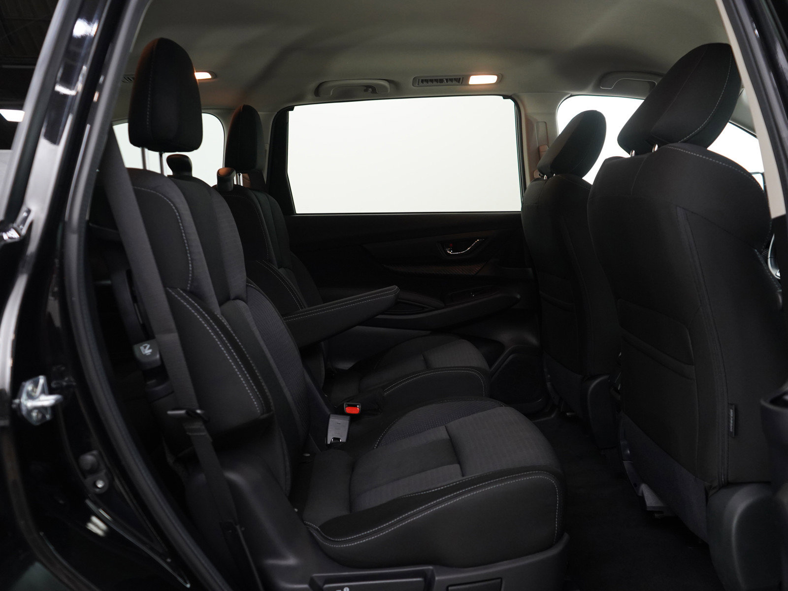 Used 2024 Subaru Ascent Premium w/ Convenience Package image 12