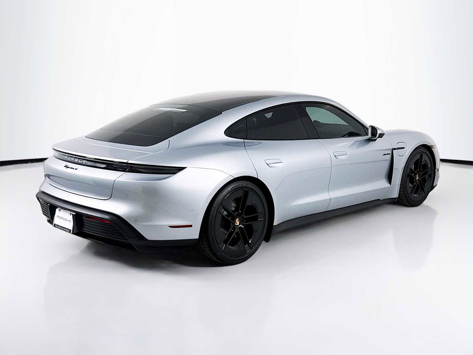 New 2025 Porsche Taycan image 9
