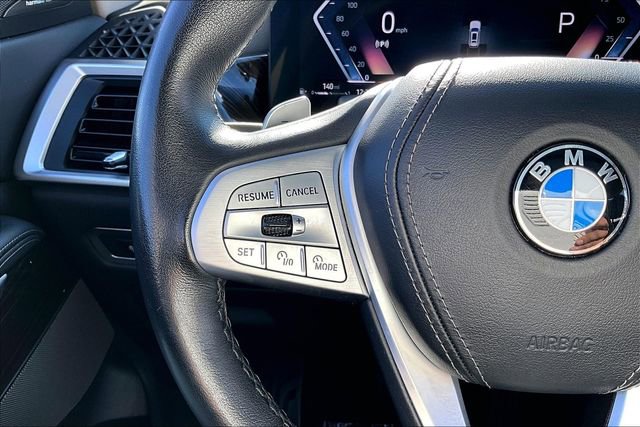 Used 2024 BMW X7 xDrive40i image 11