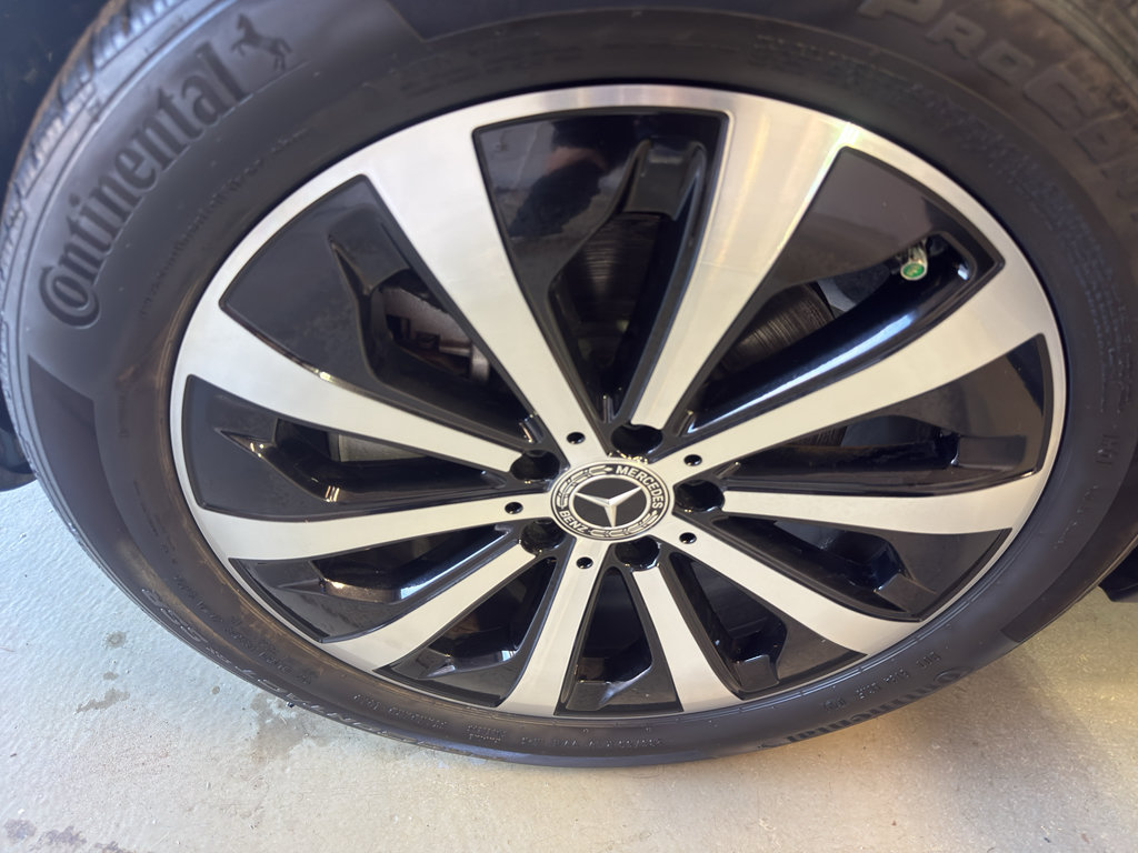 Used 2021 Mercedes-Benz GLA 250 w/ Premium Package image 31