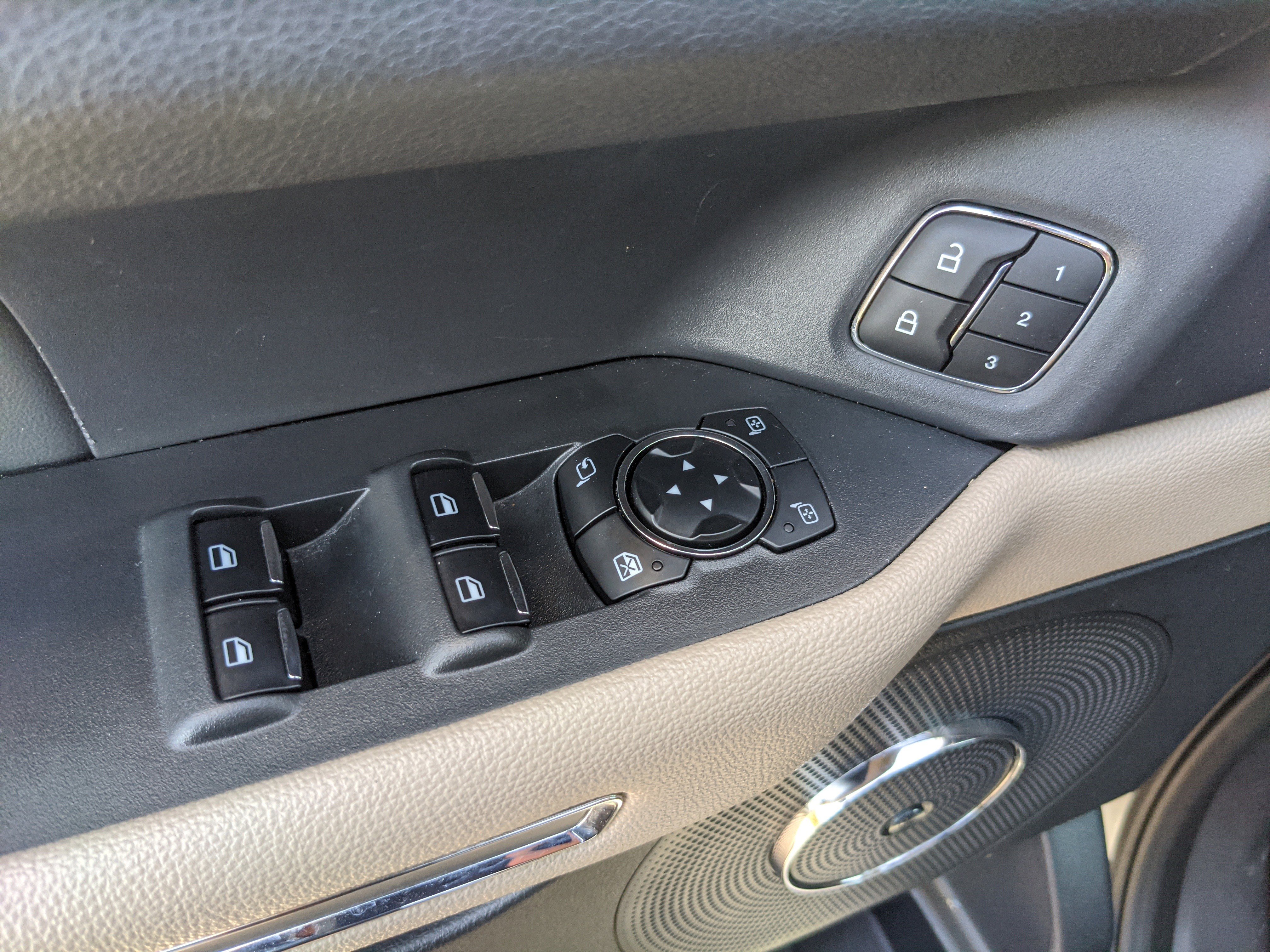 Used 2024 Ford Expedition Max Limited image 22