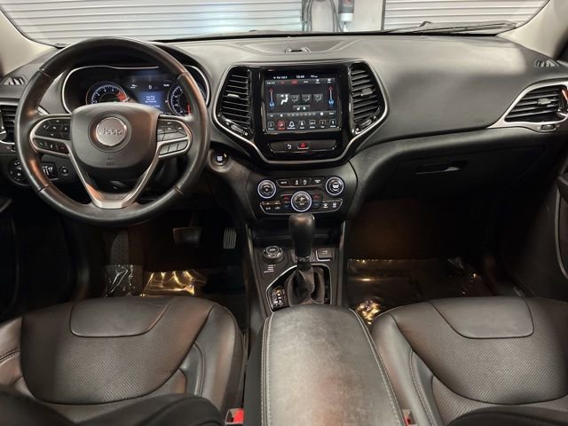 Used 2019 Jeep Cherokee Limited image 32