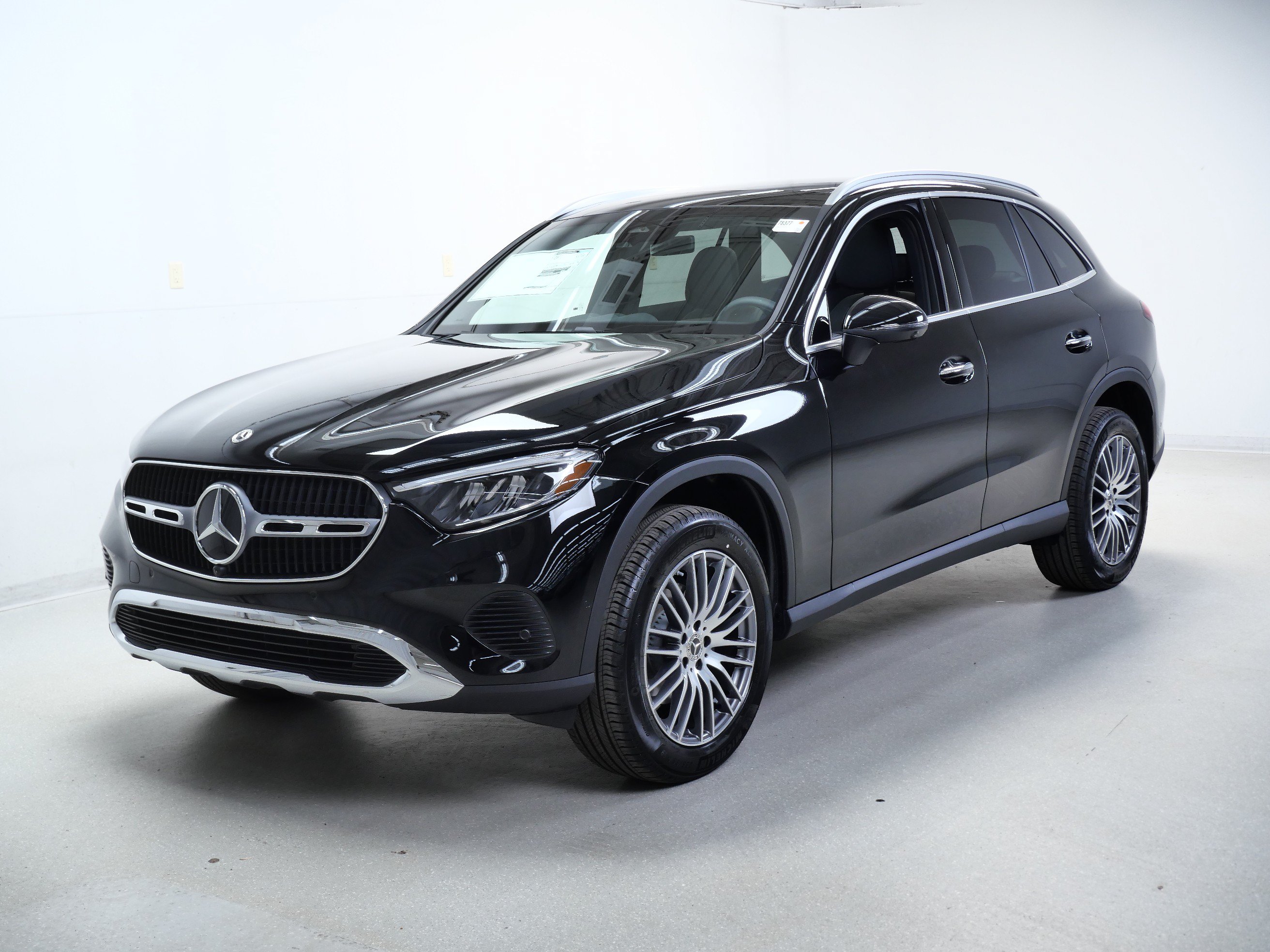 New 2026 Mercedes-Benz GLC 300 4MATIC image 4