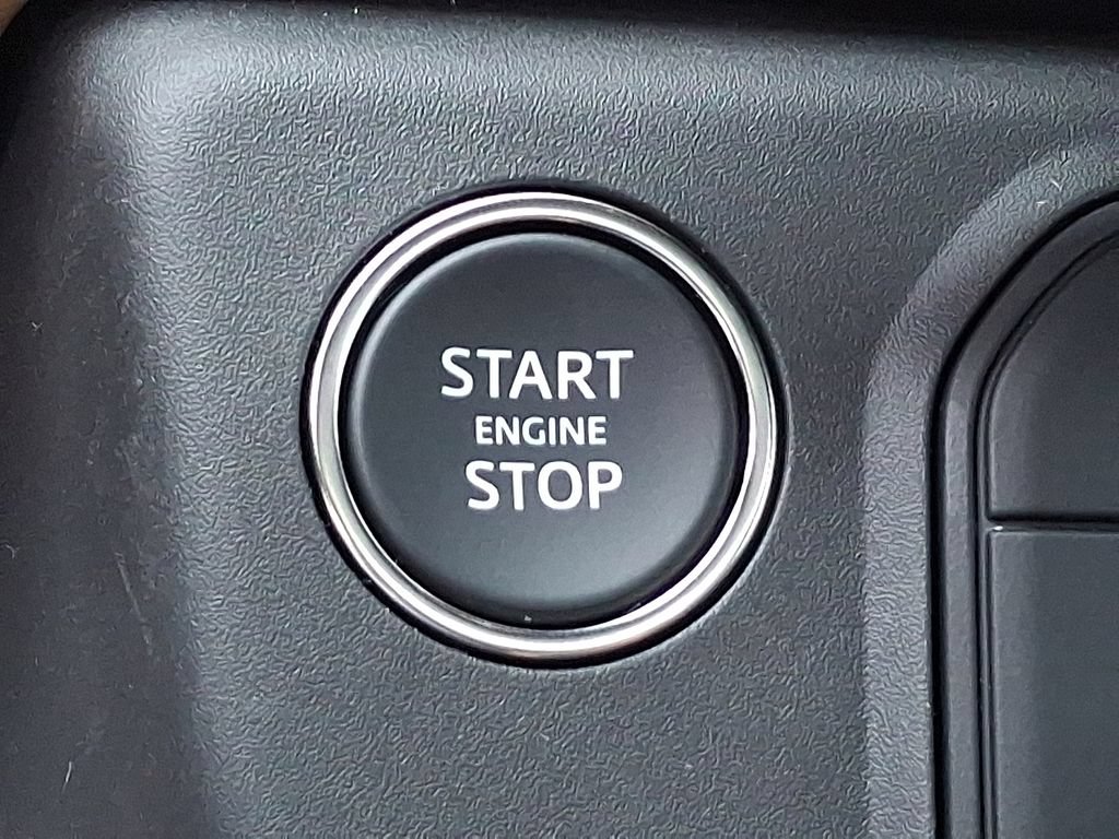 New 2026 Land Rover Defender 110 S AWD/4WD image 12