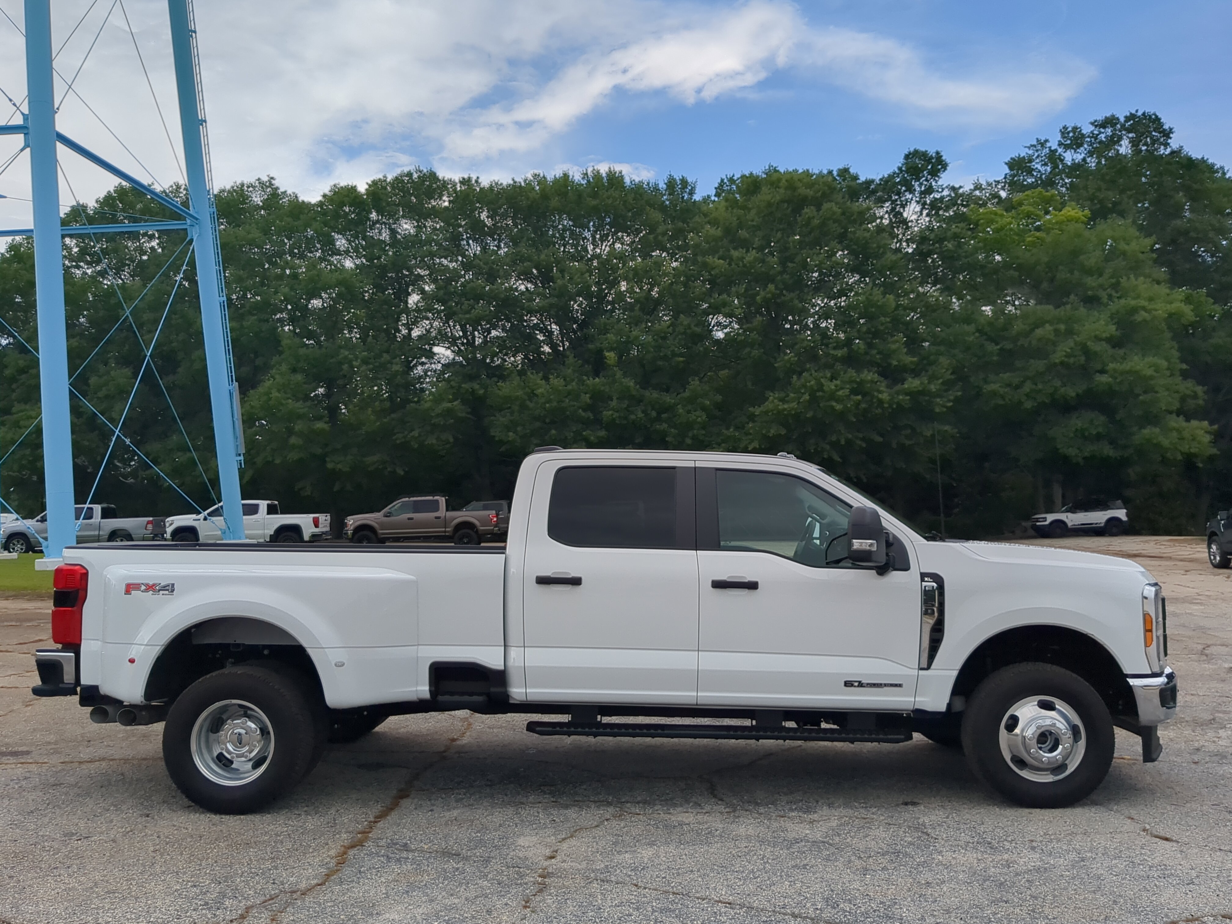 Certified 2025 Ford F350 XL w/ 360-Degree Camera Package AWD/4WD video 2