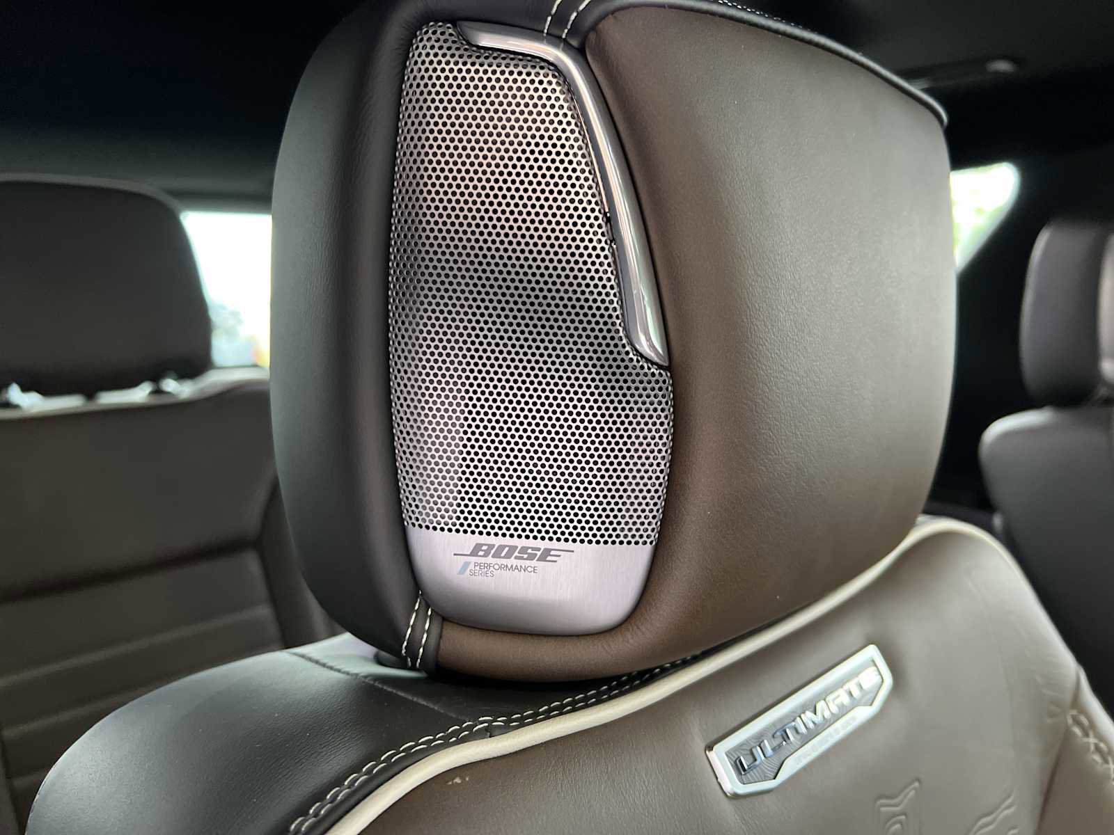 New 2026 GMC Yukon Denali Ultimate AWD/4WD image 27