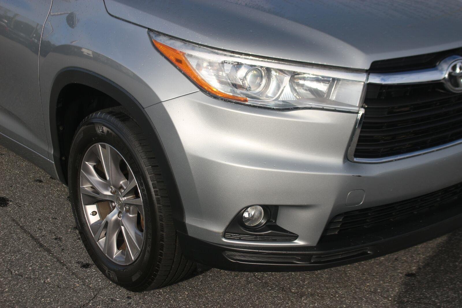 Used 2015 Toyota Highlander XLE FWD image 8