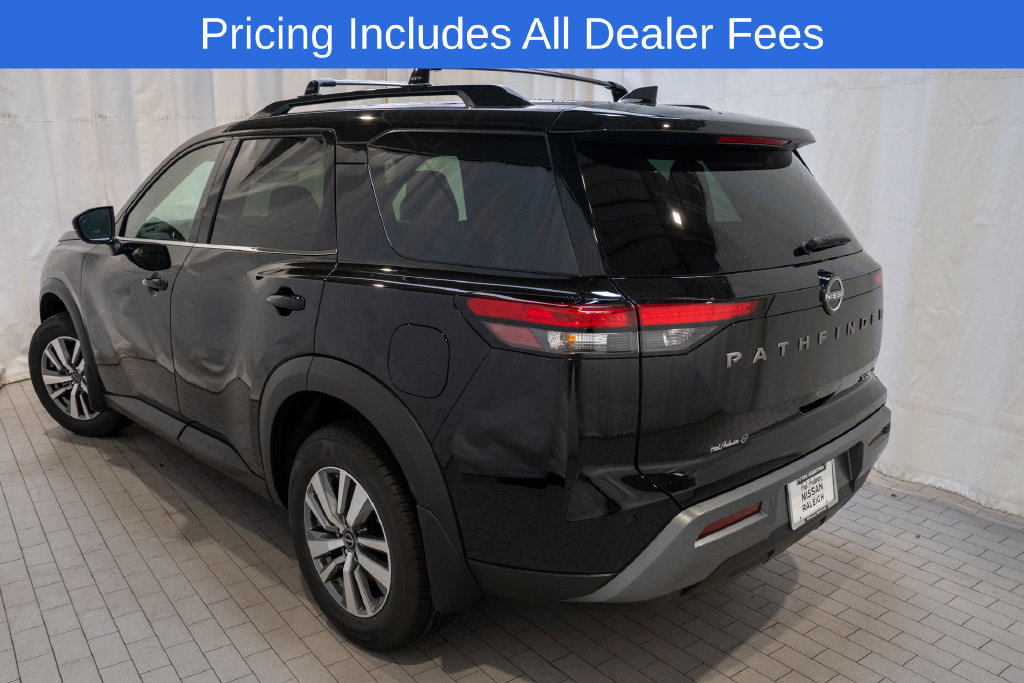 New 2026 Nissan Pathfinder SL AWD/4WD image 4