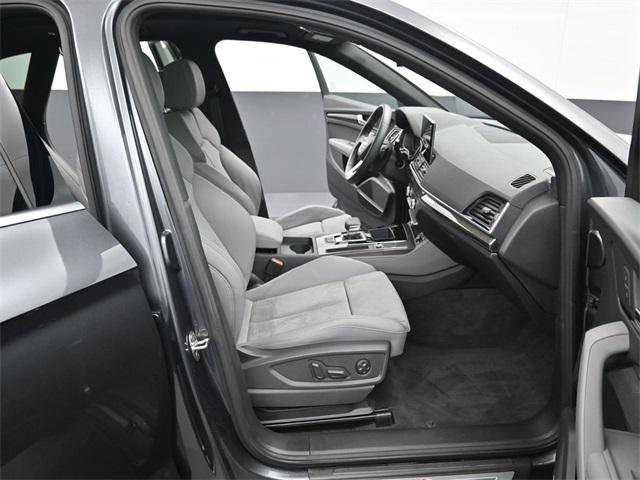 Used 2024 Audi SQ5 Premium Plus image 35