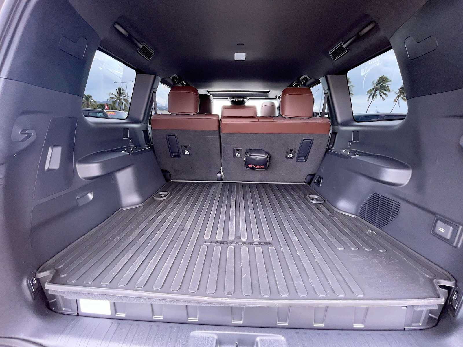 Used 2025 Toyota Land Cruiser AWD/4WD image 27