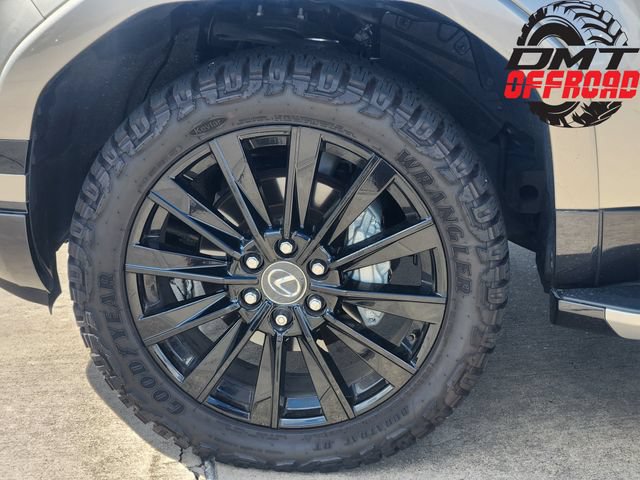 Used 2026 Lexus GX 550 w/ Accessory Package (2T) AWD/4WD image 10