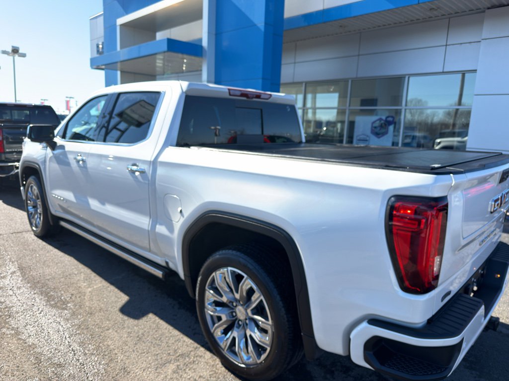 Used 2023 GMC Sierra 1500 Denali w/ Denali Reserve Package image 9
