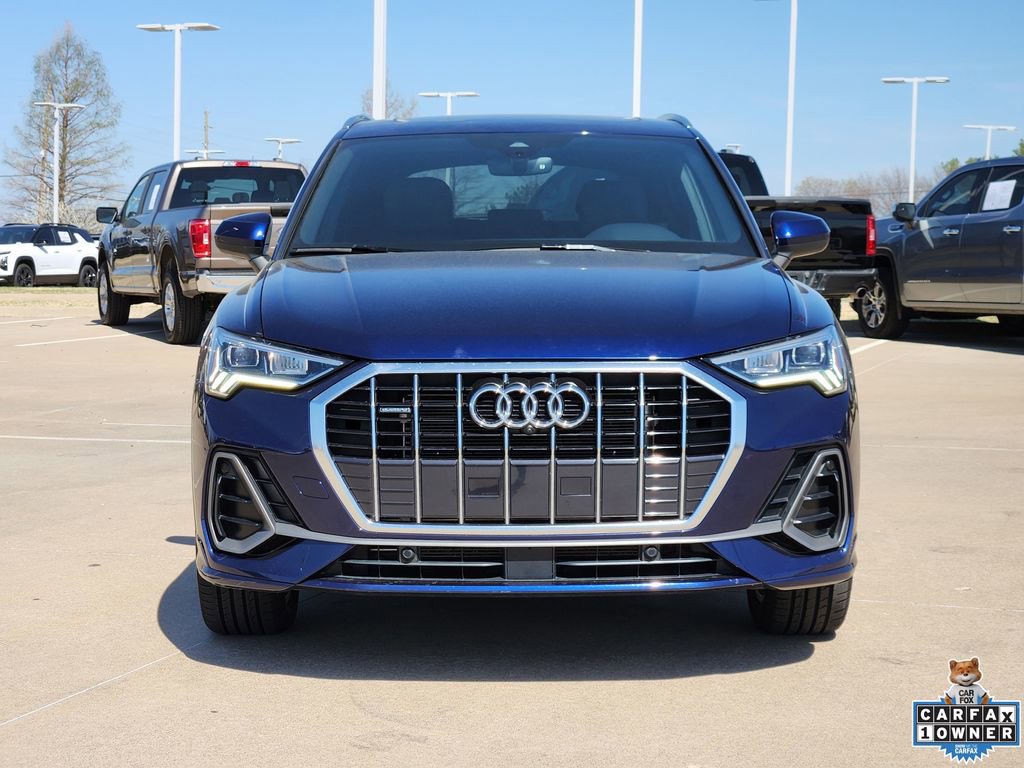Used 2023 Audi Q3 2.0T Premium Plus image 2