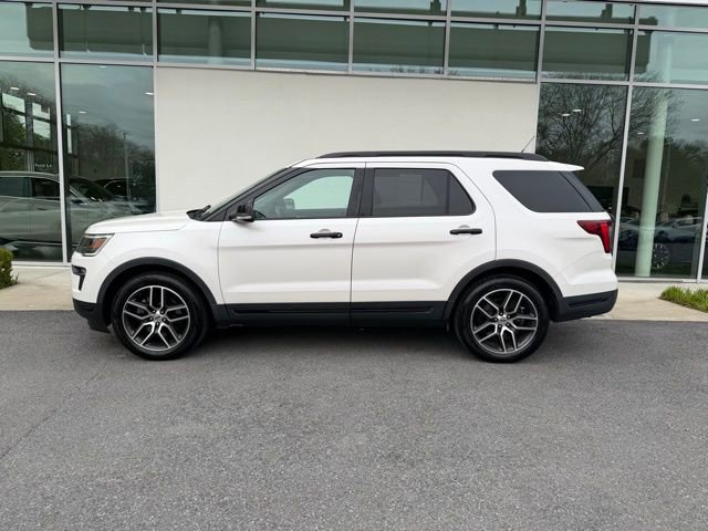Used 2019 Ford Explorer Sport w/ Equipment Group 401A AWD/4WD image 2