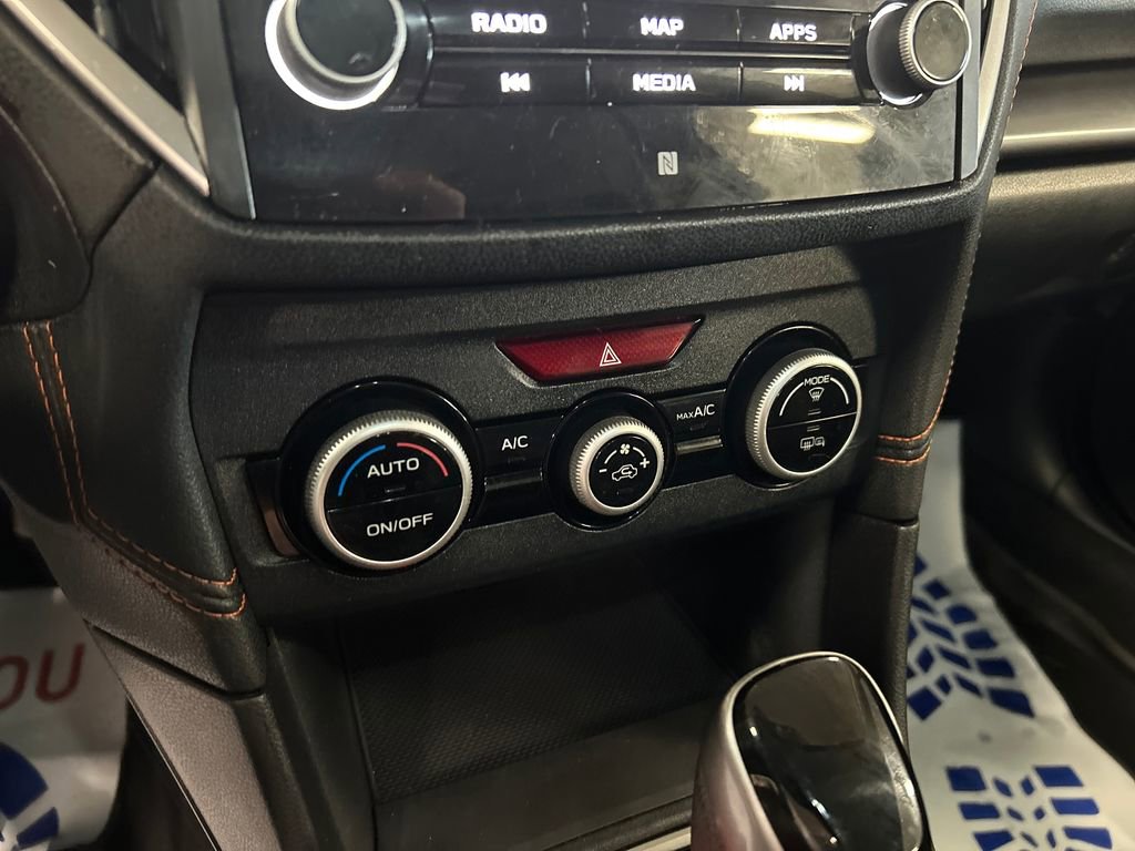 Used 2020 Subaru Crosstrek 2.0i Limited w/ Moonroof Package w/Navigation image 31