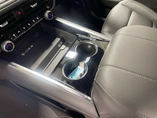 New 2026 Chevrolet Suburban Z71 w/ Comfort Package image 17