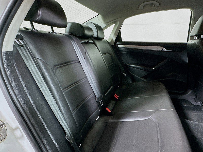 Used 2020 Volkswagen Passat 2.0T SE image 26