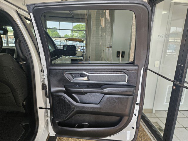 Used 2023 RAM 1500 Big Horn AWD/4WD image 14