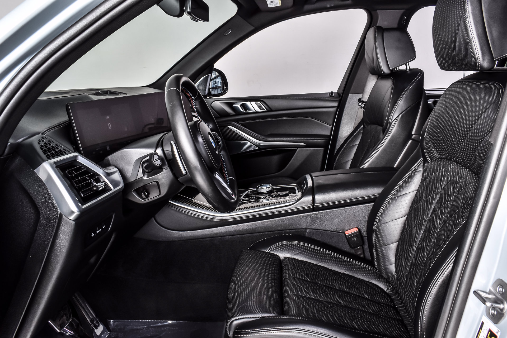Used 2025 BMW X5 M60i w/ Executive Package AWD/4WD image 16