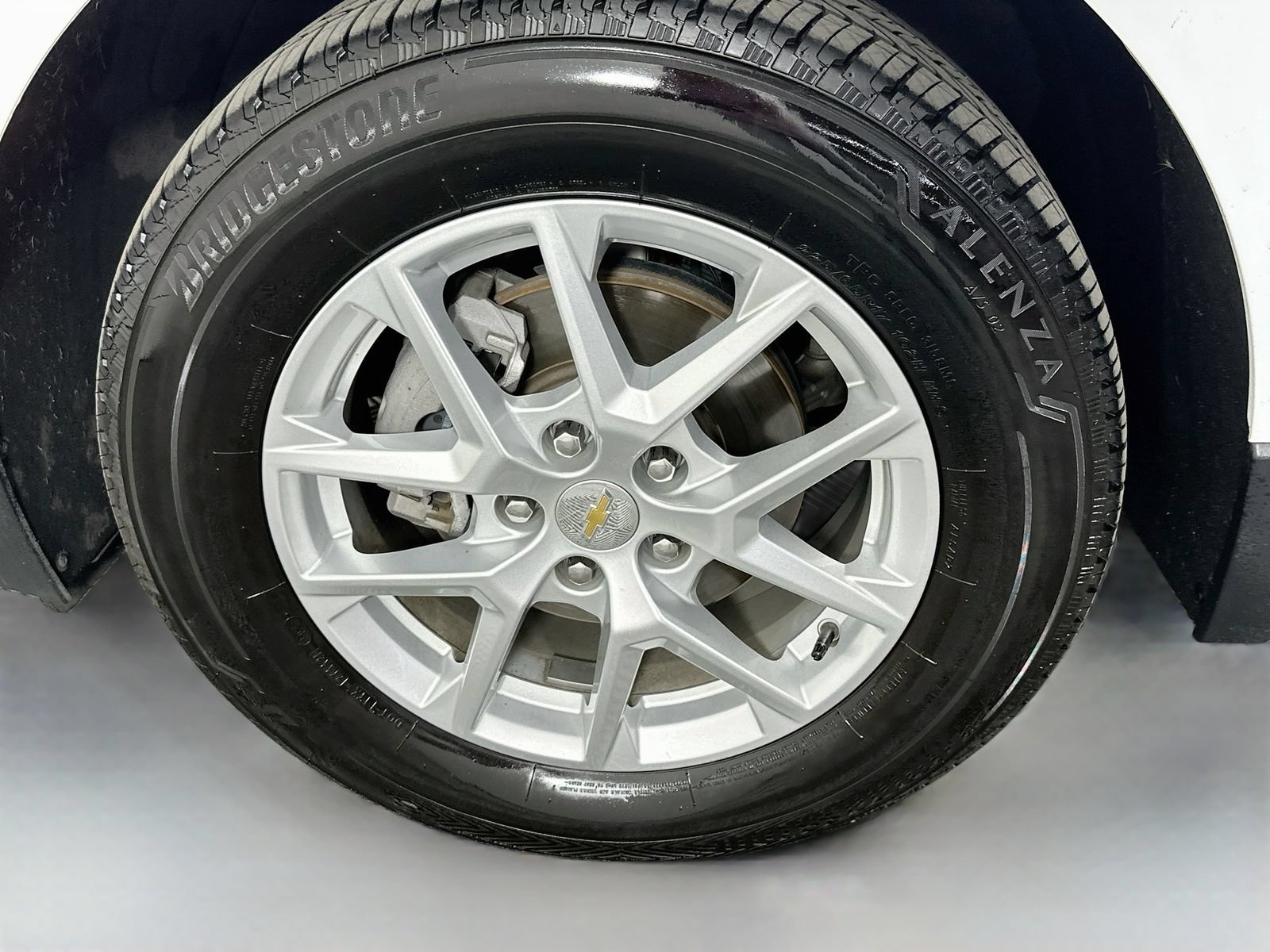 Used 2024 Chevrolet Equinox LT AWD/4WD image 33