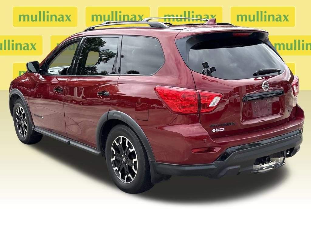 Used 2020 Nissan Pathfinder SL image 9