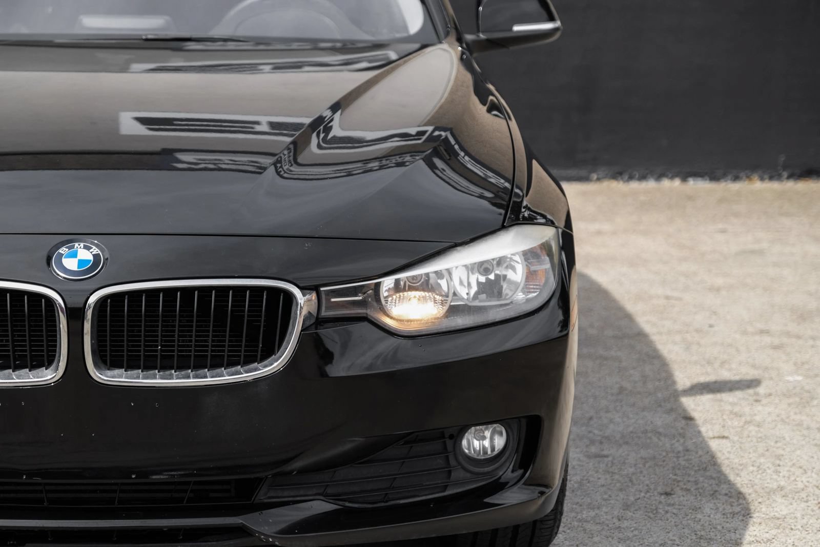 Used 2014 BMW 320i xDrive Sedan AWD/4WD image 47