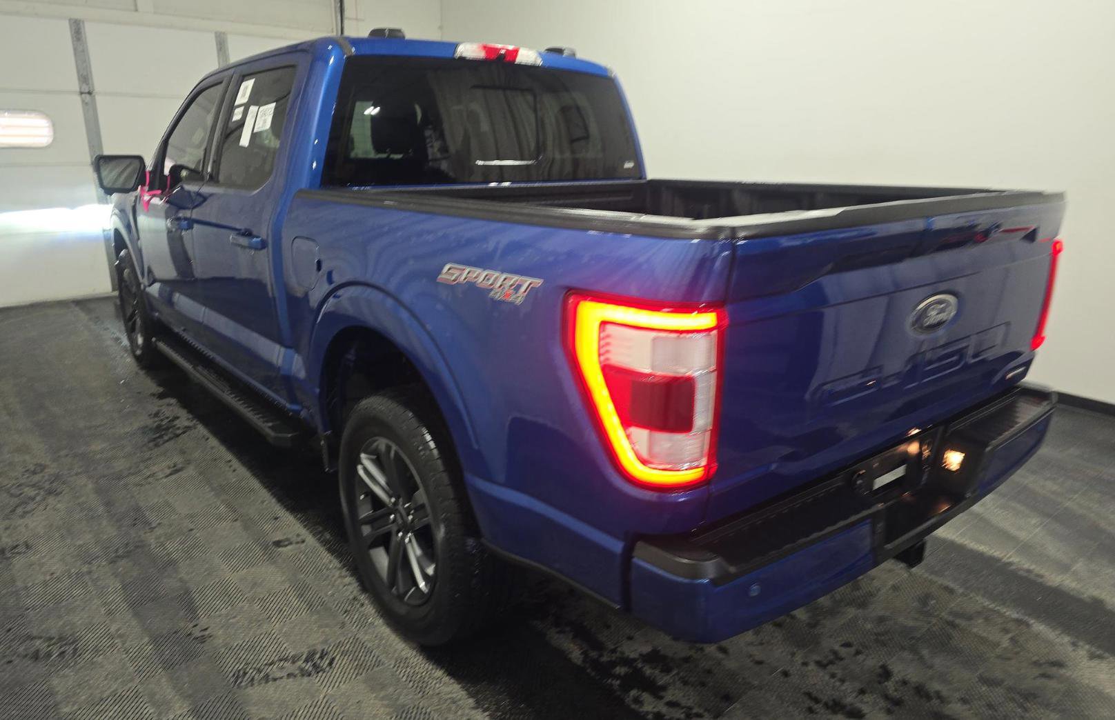 Used 2023 Ford F150 Lariat w/ Equipment Group 502A High image 7