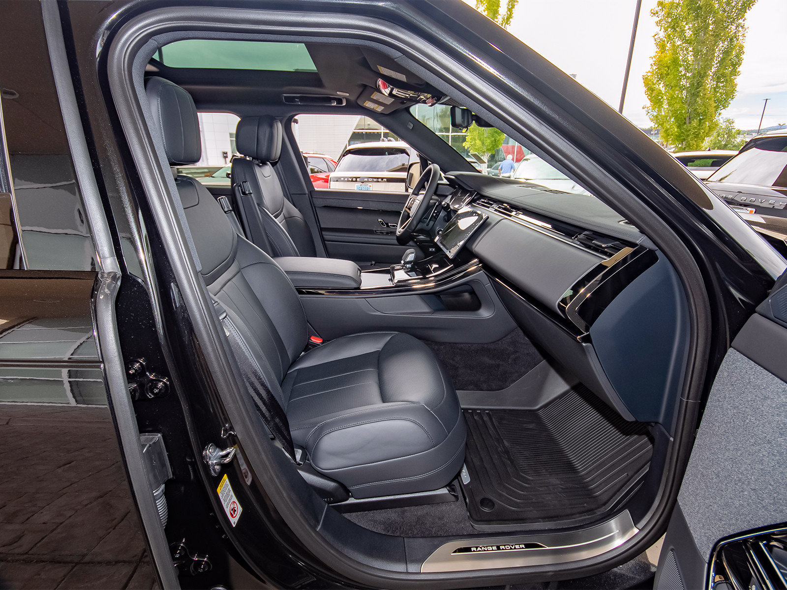 New 2026 Land Rover Range Rover Sport Dynamic SE AWD/4WD image 41