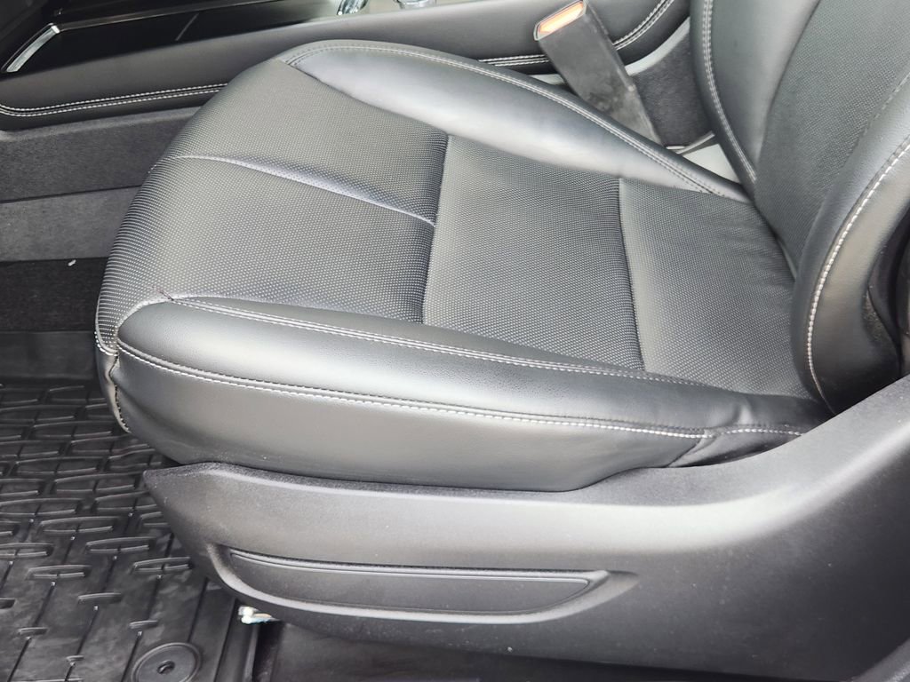 Used 2022 Lincoln Corsair FWD w/ Equipment Group 101A image 23