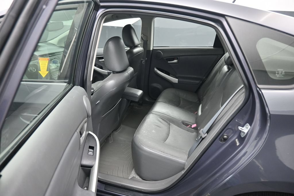 Used 2011 Toyota Prius Five w/ Advanced Technology Pkg FWD image 30