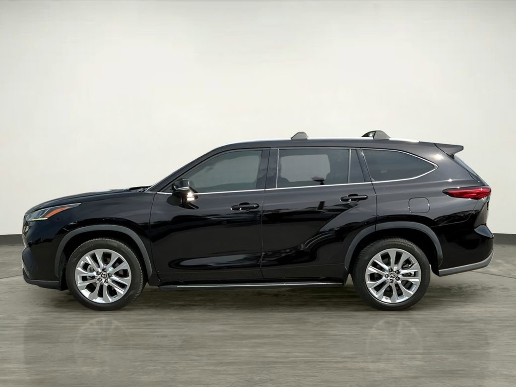 Used 2020 Toyota Highlander Limited image 3