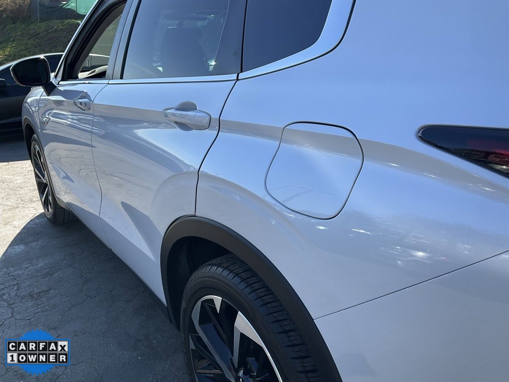 Used 2023 Mitsubishi Outlander SE image 87