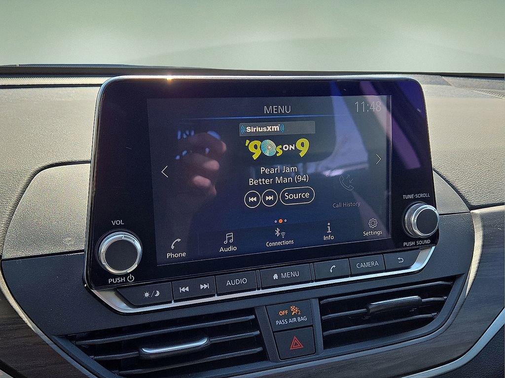 Used 2025 Nissan Altima 2.5 SV image 25