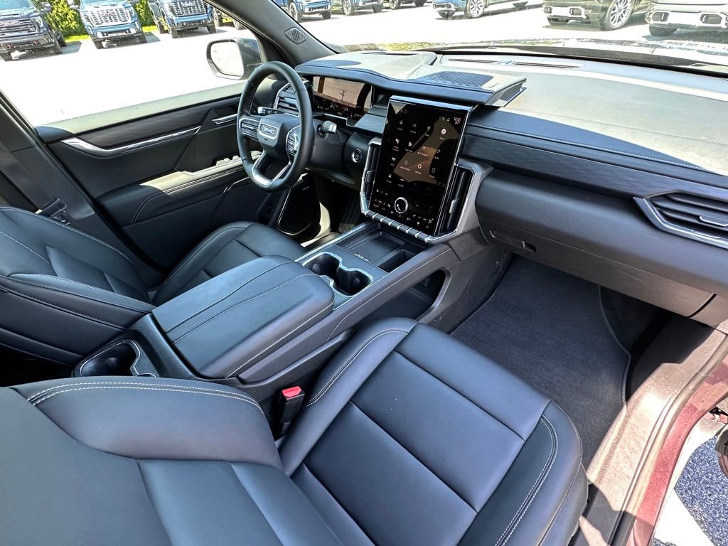 Used 2024 GMC Acadia Elevation w/ Luxury Package AWD/4WD image 13