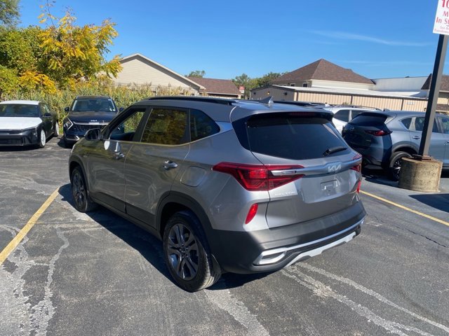 Certified 2023 Kia Seltos S image 6