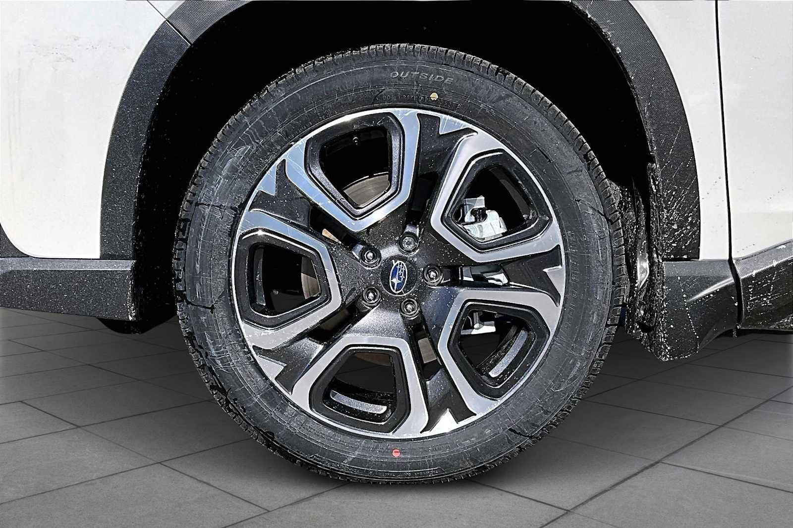 New 2026 Subaru Ascent Limited image 13