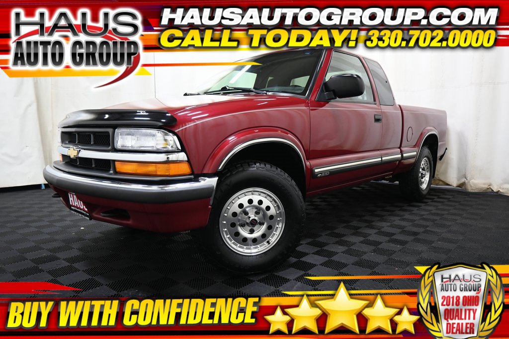 Used 2000 Chevrolet S10 Pickup LS w/ Preferred Equipment Group
