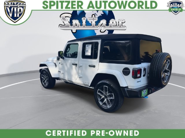 Used 2024 Jeep Wrangler Unlimited w/ Convenience Group AWD/4WD image 7